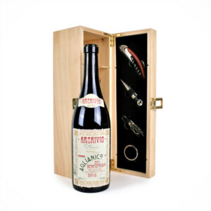 Wine & Accessories Gift Box